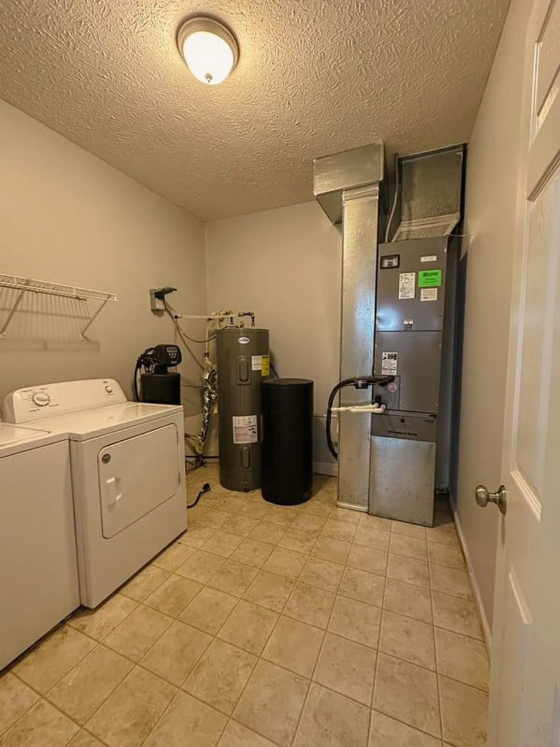 3 Bedroom 2 Bath Home in the West Lafayette School District — Photo 3