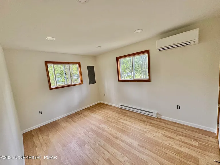 7067 Vista Dr — Photo 9