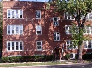 7205 N Damen Ave #1, Chicago, IL 60645