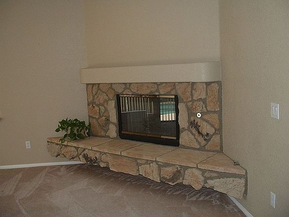 2nd image of 52295 Avenida Vallejo