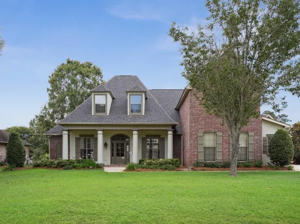 201 Kensington Dr, Madisonville, LA 70447