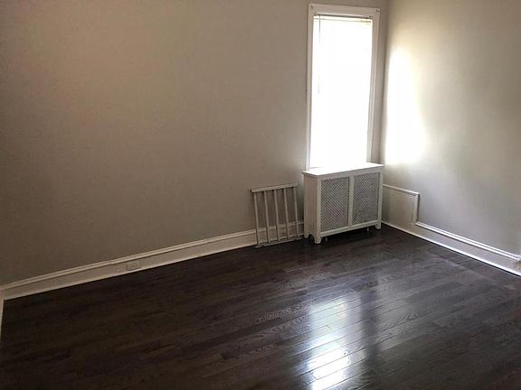 5th image of 521 S 41st St APT 1R