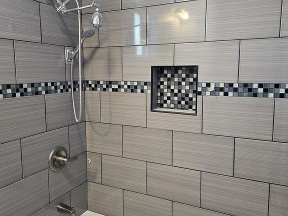 3rd image of 3961 Halldale Ave #1