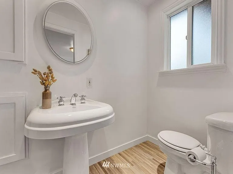 22913 Meridian Ave S — Photo 7