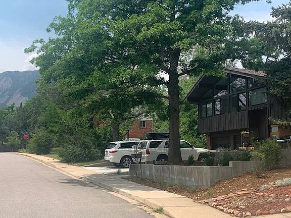 2nd image of 2035 Hillsdale Cir