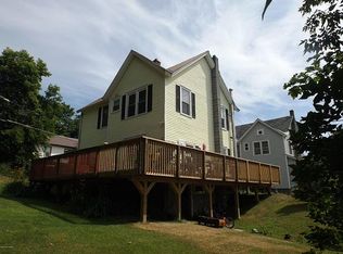 15 2nd Ln, Port Henry, NY 12974