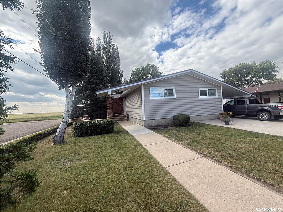 1st image of 66 Kasper CRESCENT