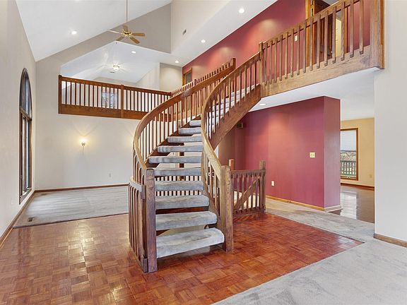 5th image of 3010 Stradford Ln