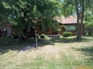 3372 Newcastle Dr SE, Grand Rapids, MI 49508