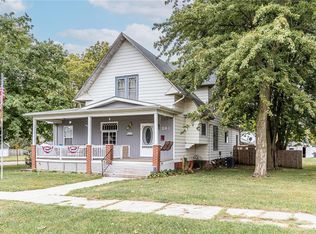 201 Sycamore St, Tipton, IA 52772