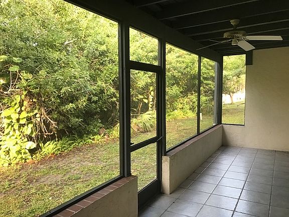 3rd image of 7272 Cloister Dr