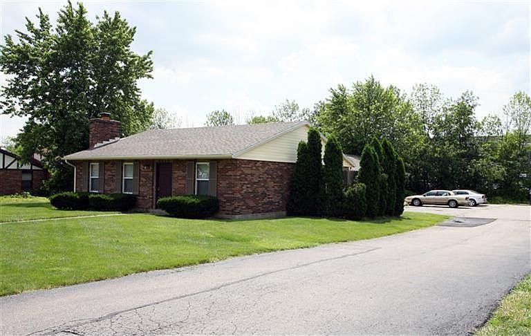 2nd image of 8359 Woodgrove Ct