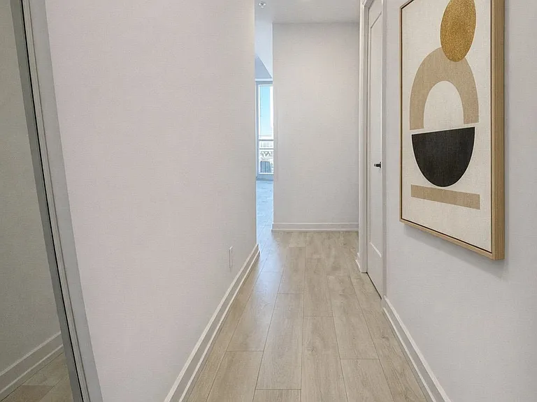 75 James St S #603 — Photo 3