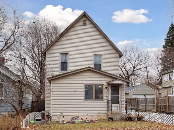 1090 Cumberland St, Saint Paul, MN 55117