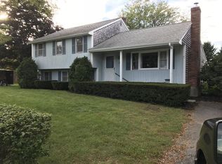 39 Spruce St, Bridgewater, MA 02324