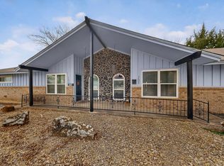 153 Sheri Ln, Hurst, TX 76053