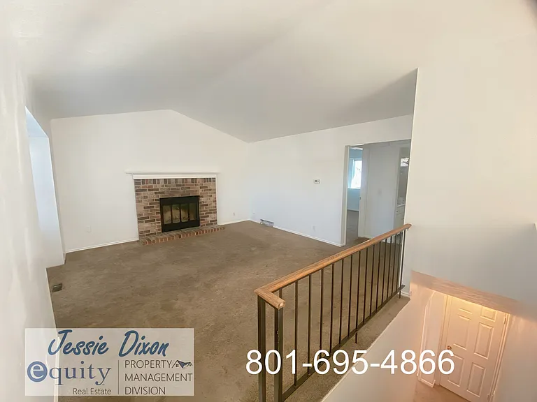 879 Rice Cir — Photo 4