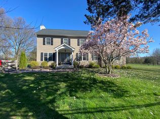 45 School Rd, Whitehouse Station, NJ 08889