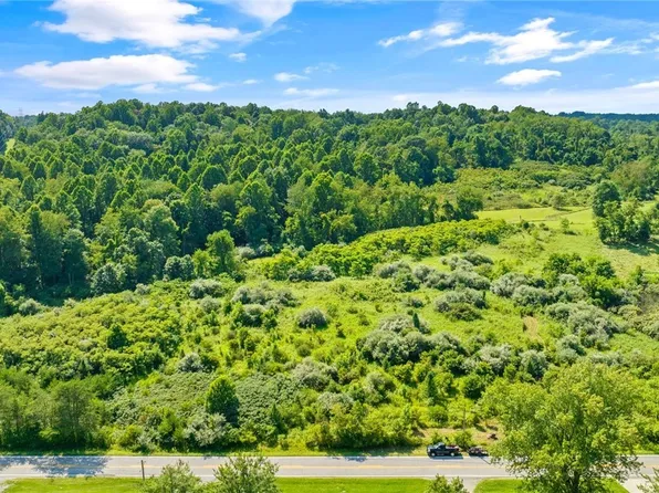 Duncan Ln, Parkersburg, WV 26104