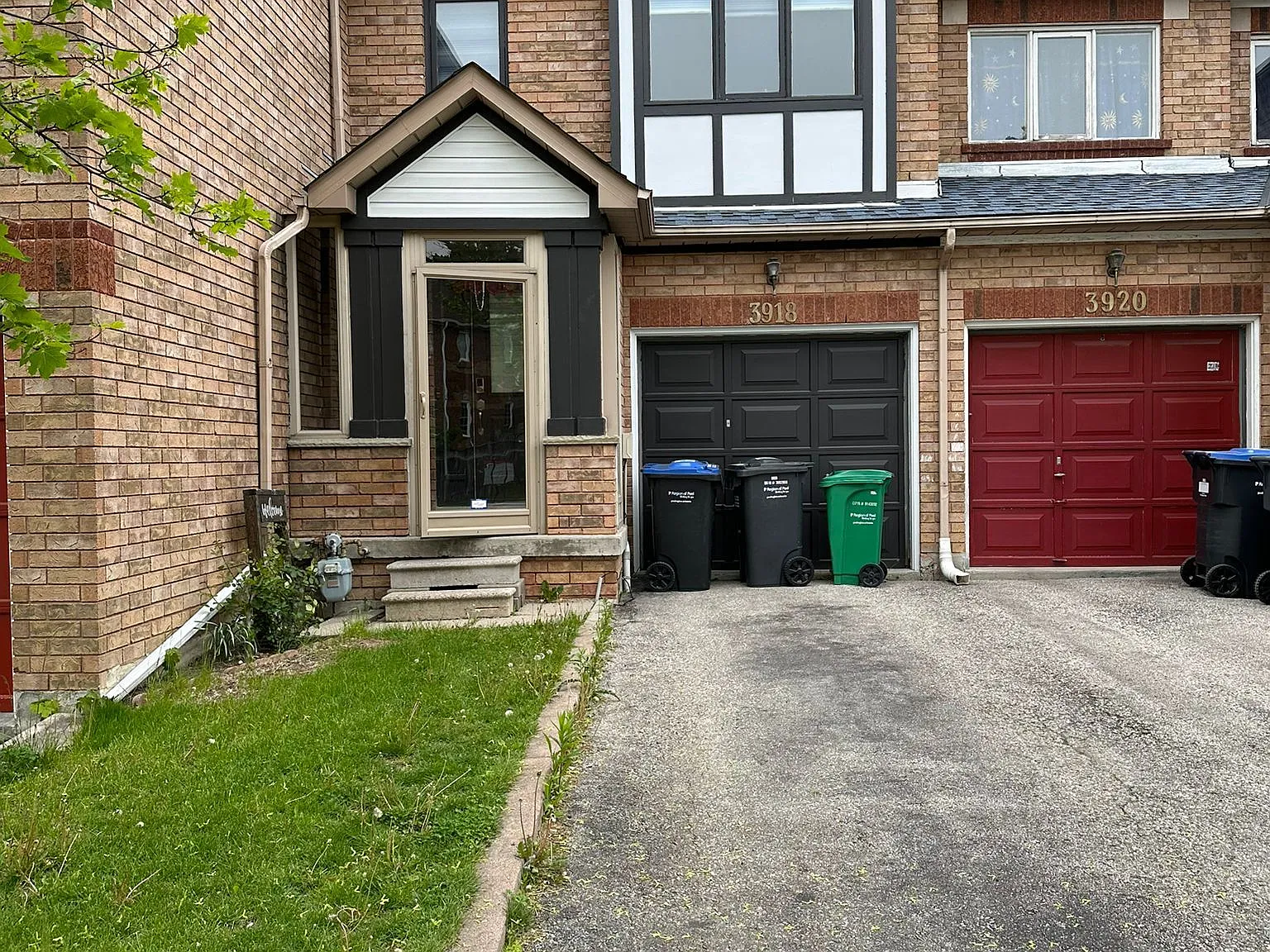 4 bed, $3,100 — Photo 2