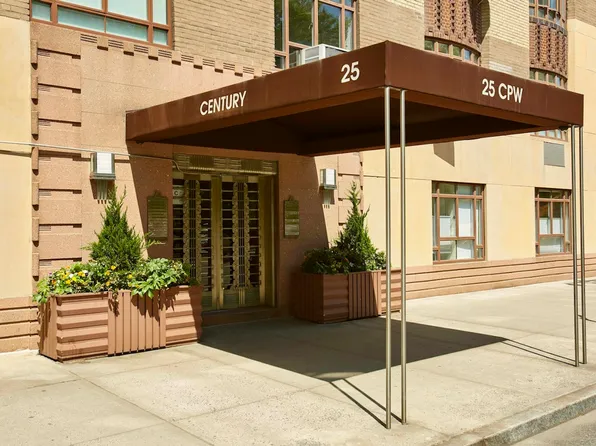 25 Central Park West image 16 of 18