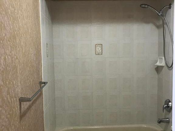 5th image of 133 Anthony St