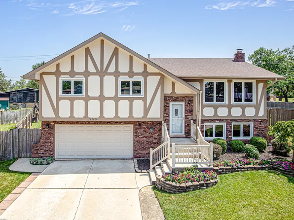 14749 Sunset Ct, Oak Forest, IL 60452