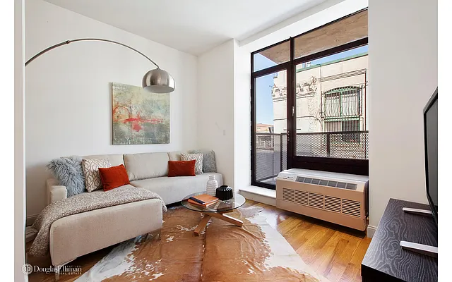 Rented by Douglas Elliman | media 10