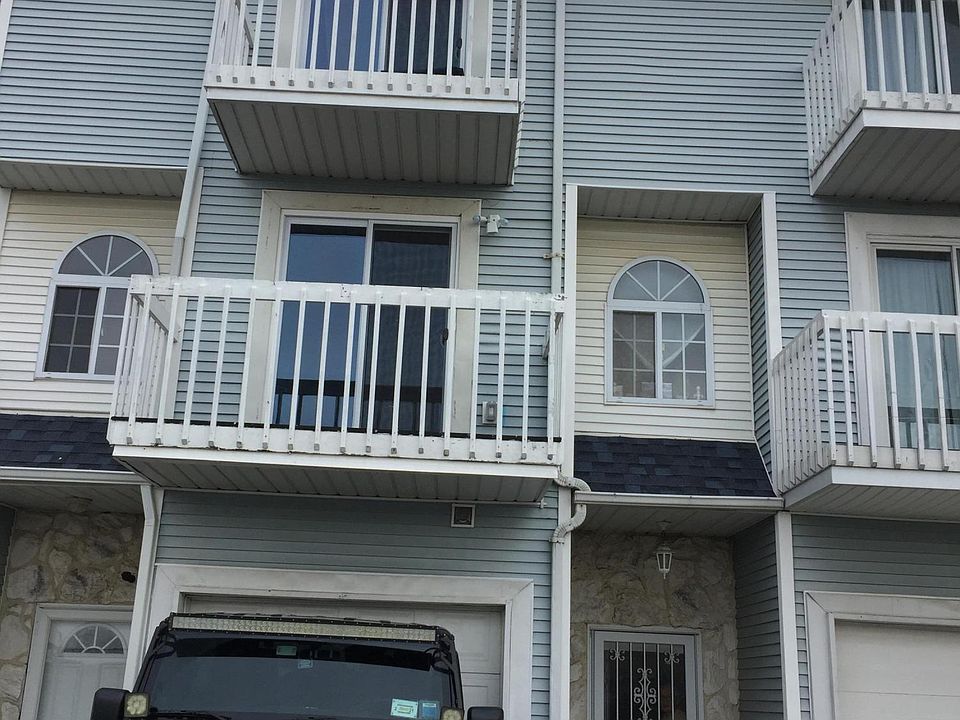 1st image of 38A Country Dr