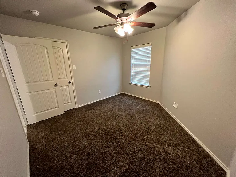 11908 Evanston Ave #A — Photo 12