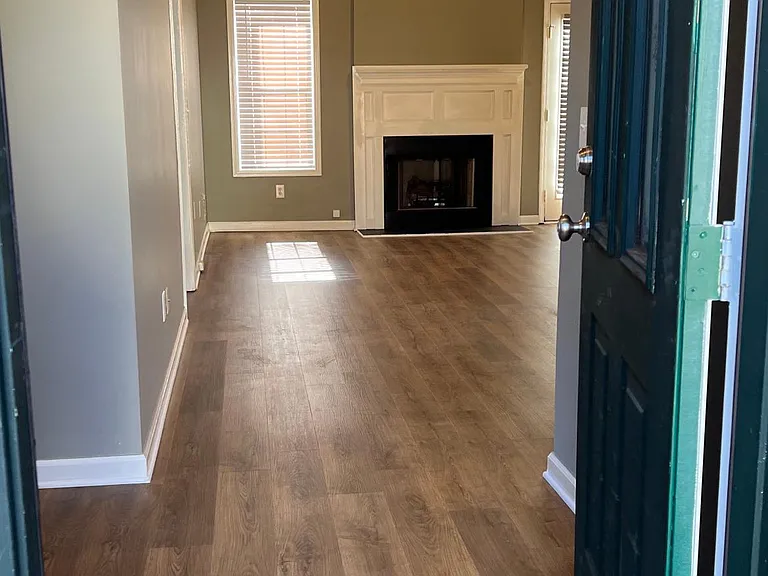 106 Oakwood Cir — Photo 32
