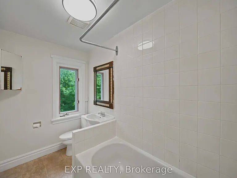 452 Sunnyside Ave — Photo 17