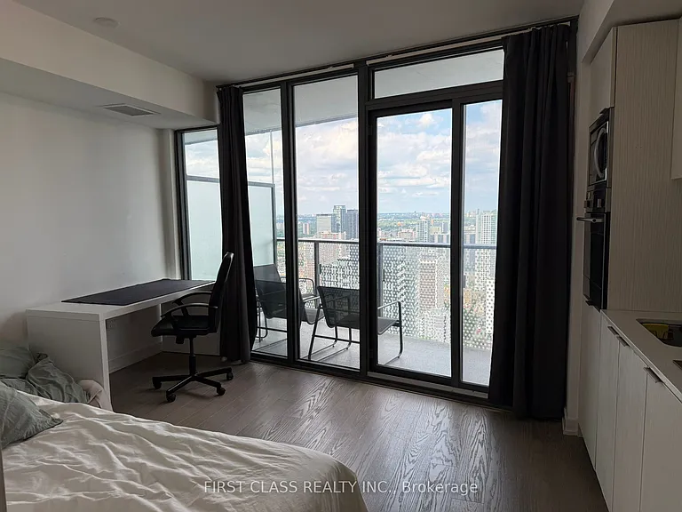 11 Wellesley St W #4212 — Photo 5