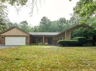 224 Towncrest Dr, Beavercreek, OH 45434