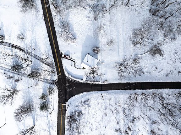 2nd image of 1198 Morgan Rd