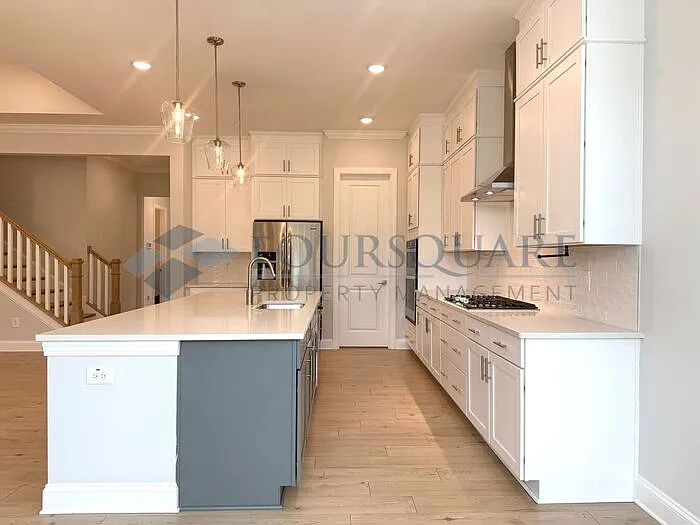 8156 Baronleigh Ln — Photo 36