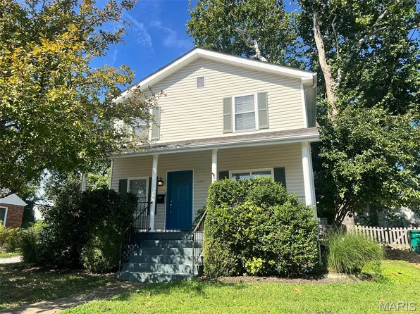 703 Holland Ave, Saint Louis, MO 63119