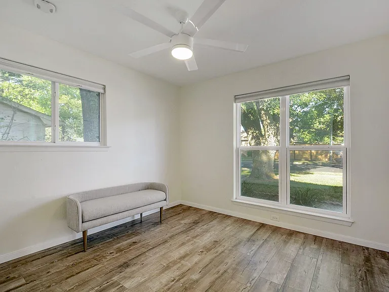 10603 Golden Quail Dr — Photo 18
