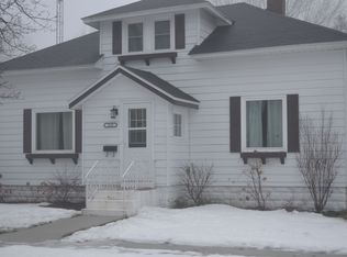 319 N Gaylord Ave, Ludington, MI 49431
