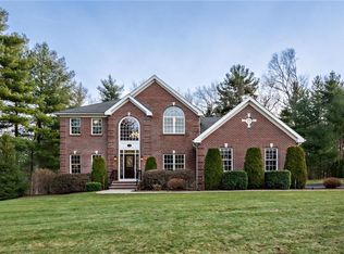 36 Sophia Ln, Smithfield, RI 02828