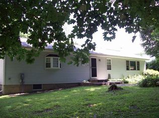 328 Old Post Rd, Marlboro, NY 12542
