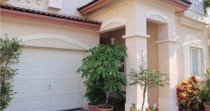 1st image of 11474 NW 71st St
