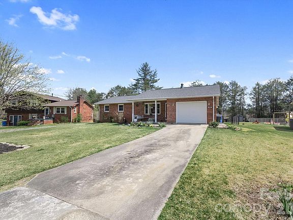 3rd image of 180 Fisher Rd