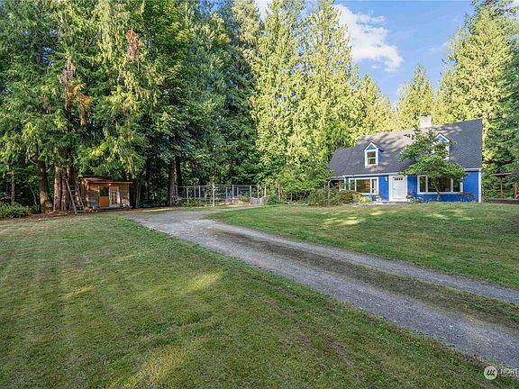 2nd image of 12322 196th Avenue NE