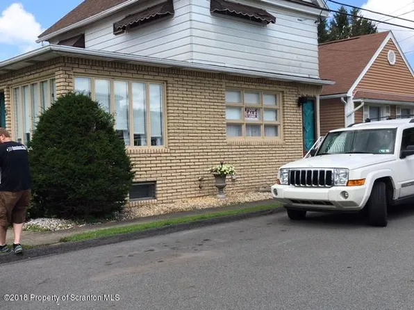 404 Powell Ave, Jessup, PA 18434