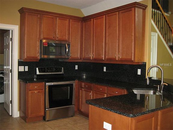 3rd image of 2619 Gloriosa Dr