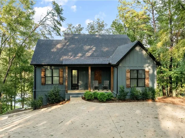 15569 Marble Rd, Northport, AL 35475