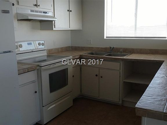 4th image of 5675 E Lake Mead Blvd APT 4