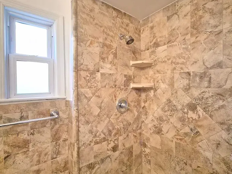443 Home Ave #1 — Photo 14