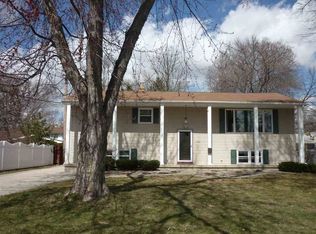 950 E Woodland Ave, Appleton, WI 54911